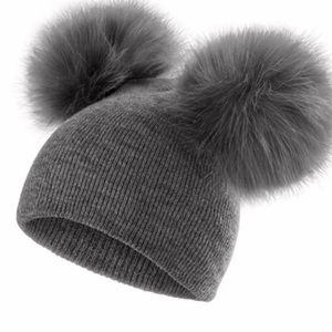 COPY - Pom Pom beanie